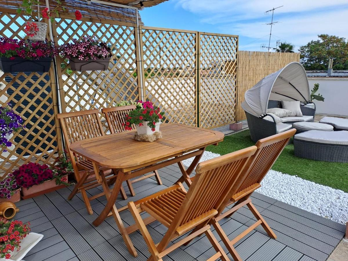 カヴァッリーノ・ディ・レッチェ La Terrazza Di Zoe - Castromedianoヴィラ エクステリア 写真