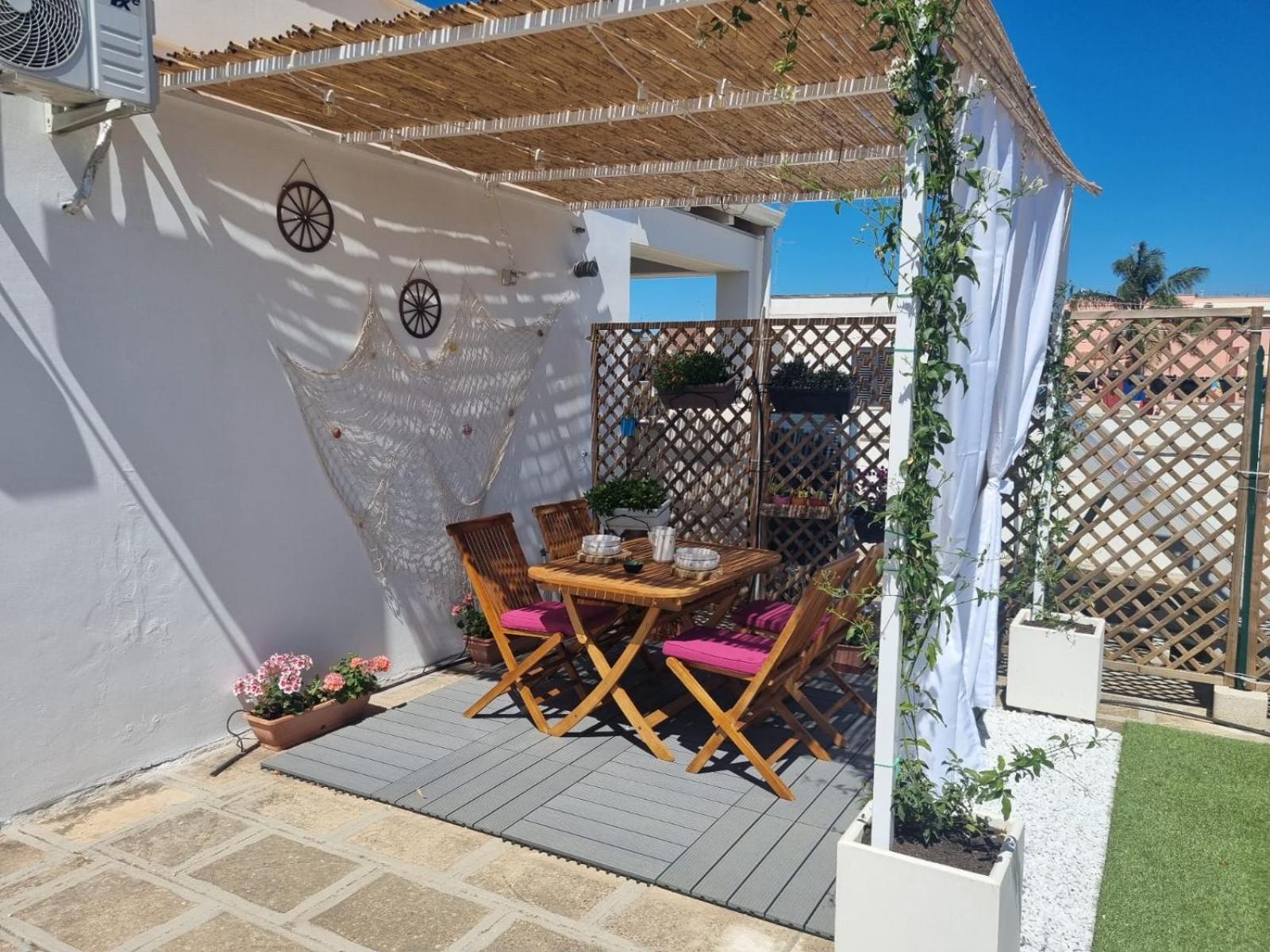 カヴァッリーノ・ディ・レッチェ La Terrazza Di Zoe - Castromedianoヴィラ エクステリア 写真