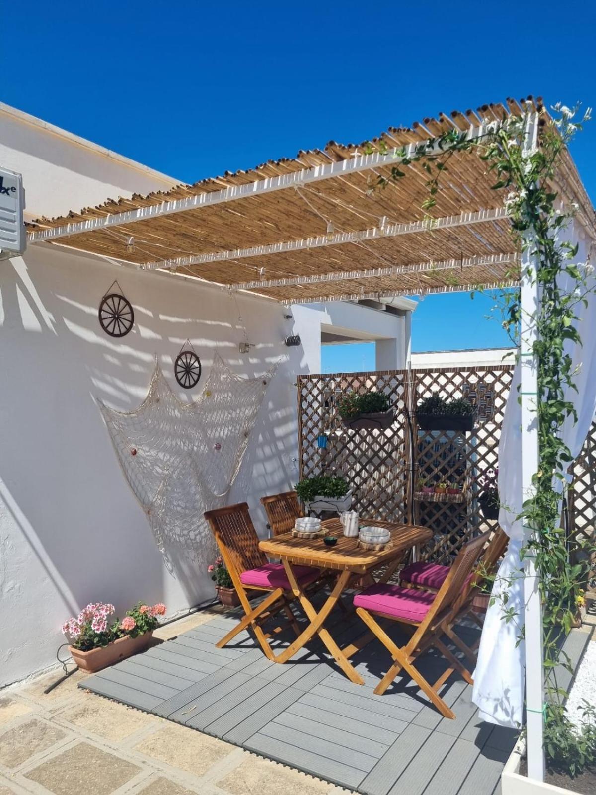 カヴァッリーノ・ディ・レッチェ La Terrazza Di Zoe - Castromedianoヴィラ エクステリア 写真